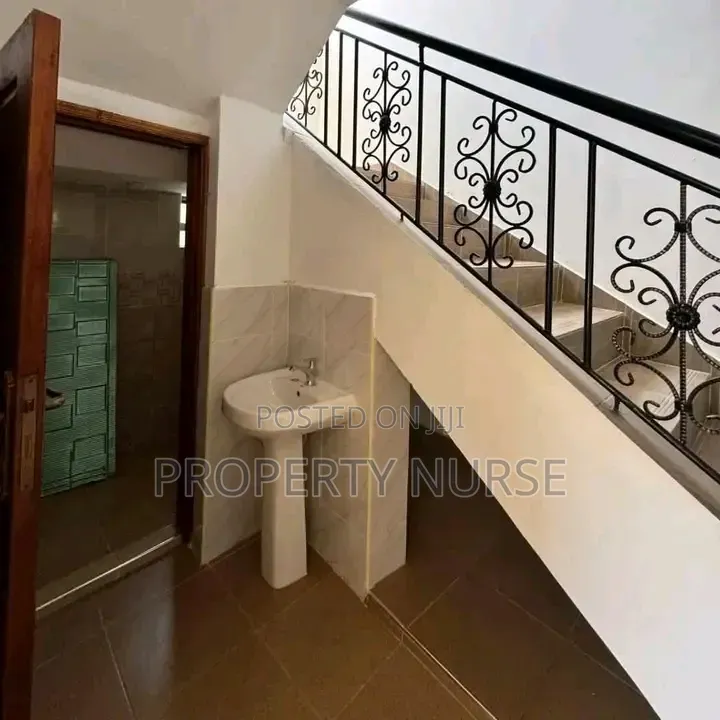 5bdrm Maisonette in Kitengela for sale in Kitengela