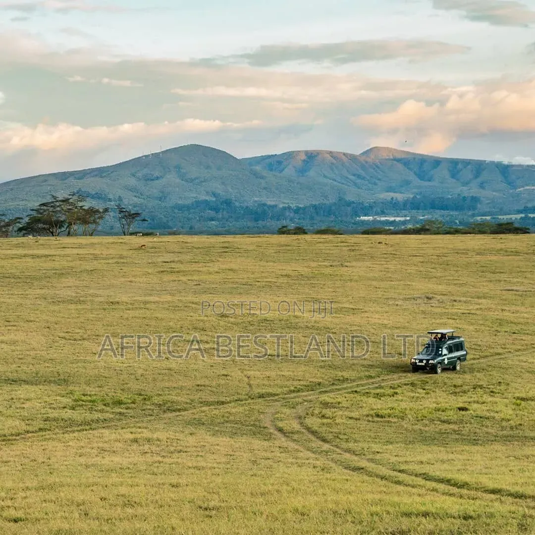 HOTEL 1,200 ACRES Available For in Lake View