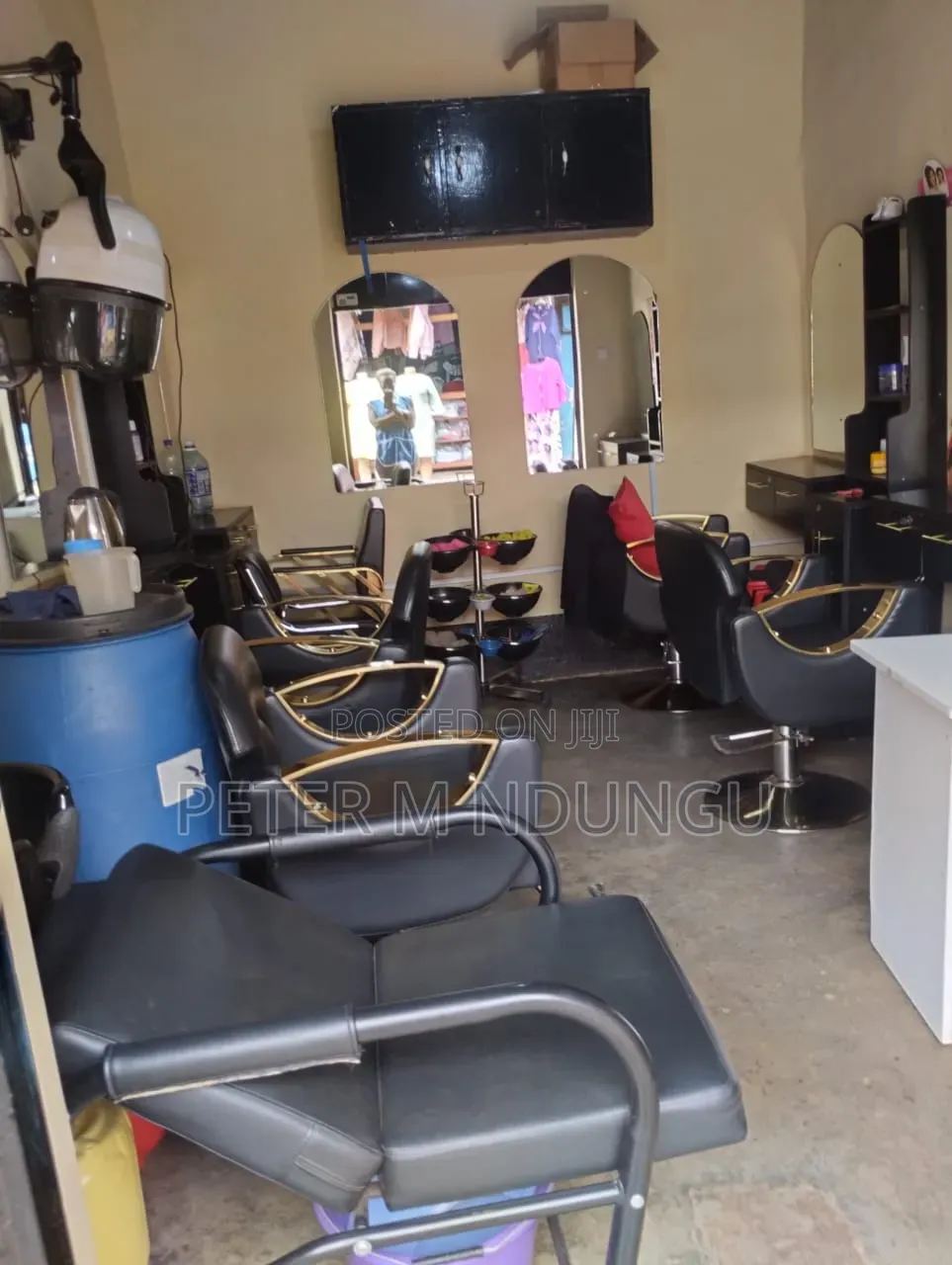 Executive Salon on Sale, Thika in Thika