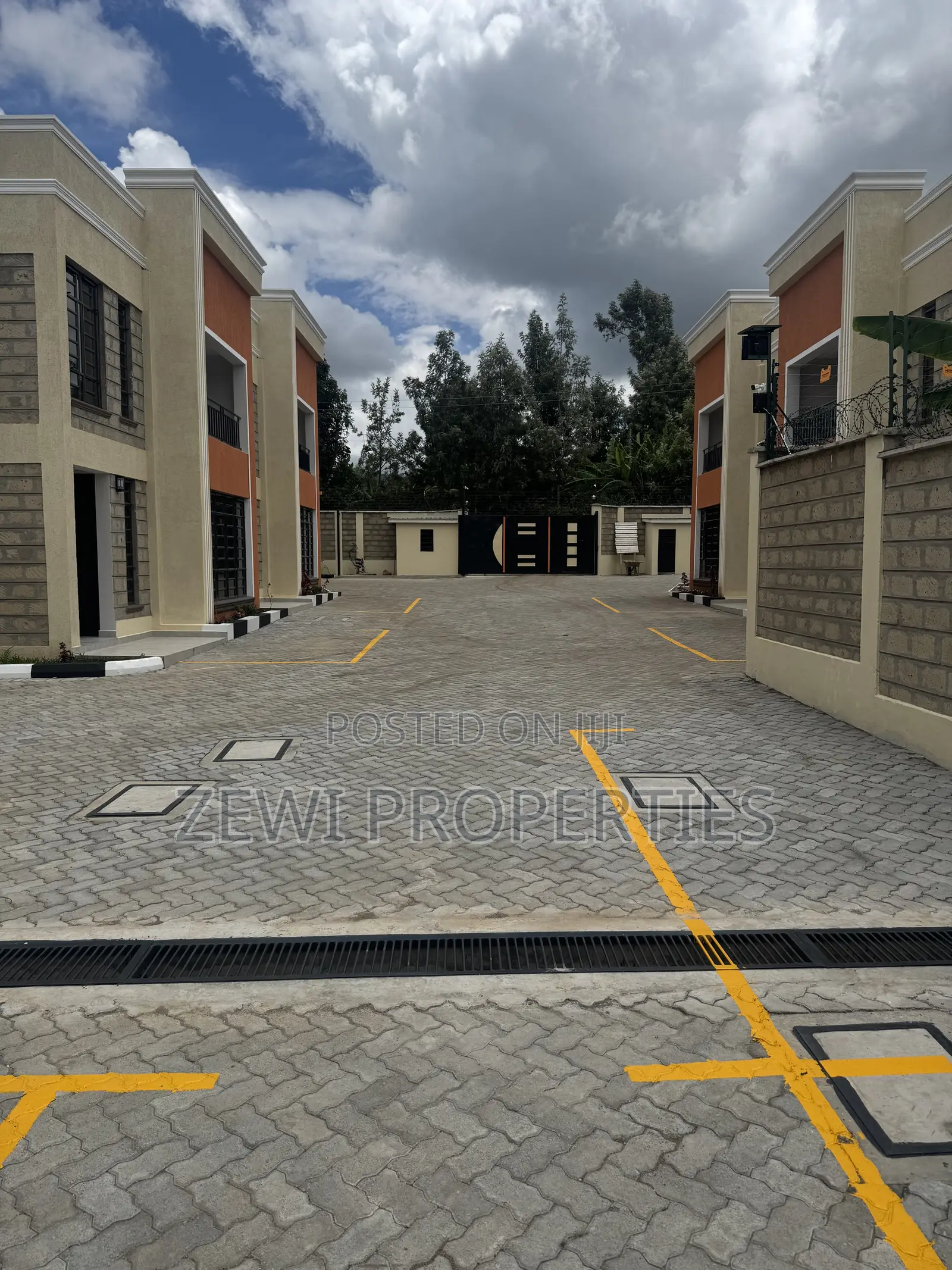 3bdrm Mansion in Thogoto for sale in Thogoto