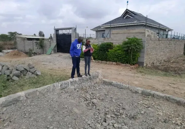 Prime Residential Controlled Plot in Estate in Kenyatta Road / Theta 