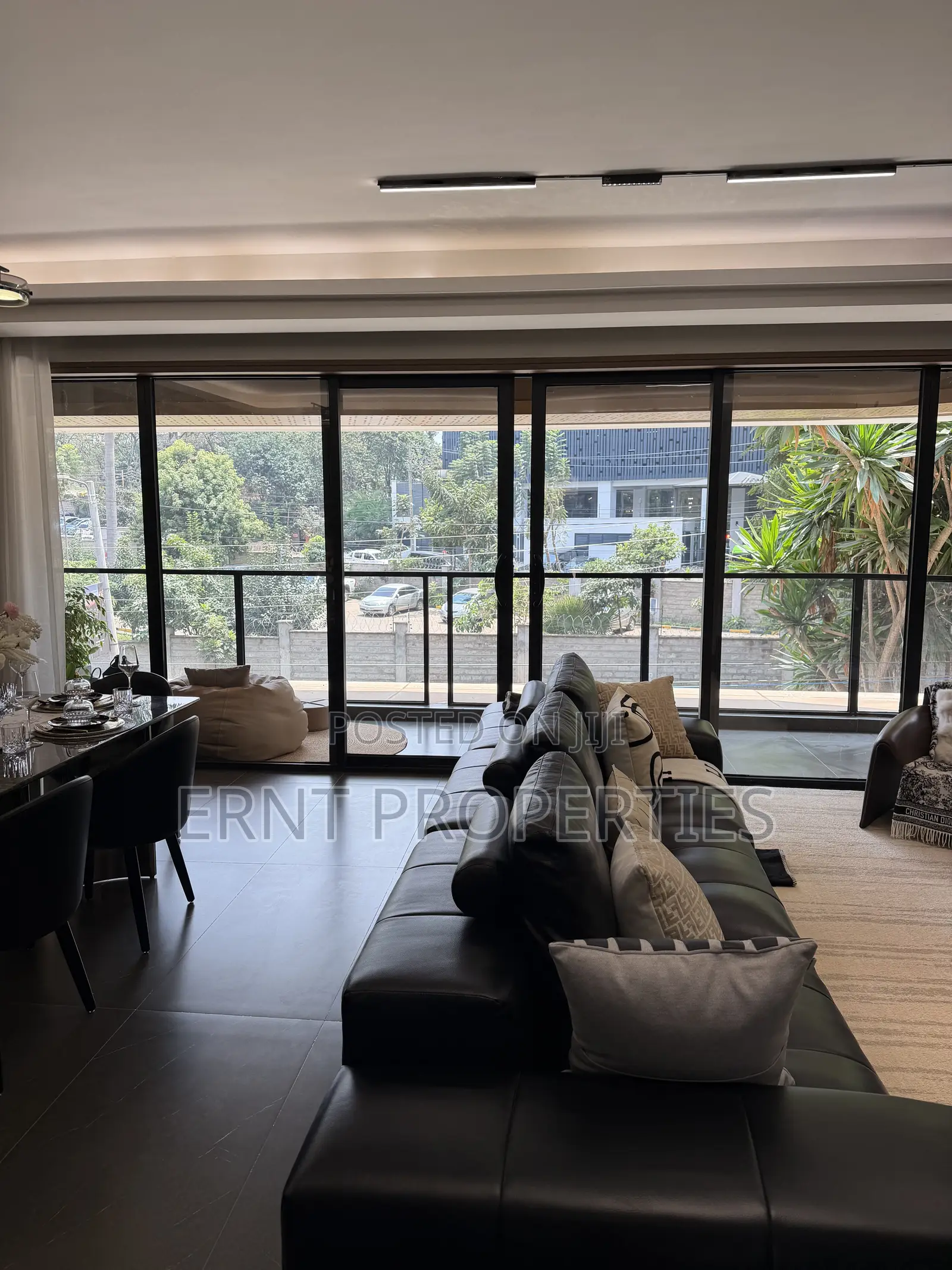 3bdrm Apartment in Westlands for sale in Westlands