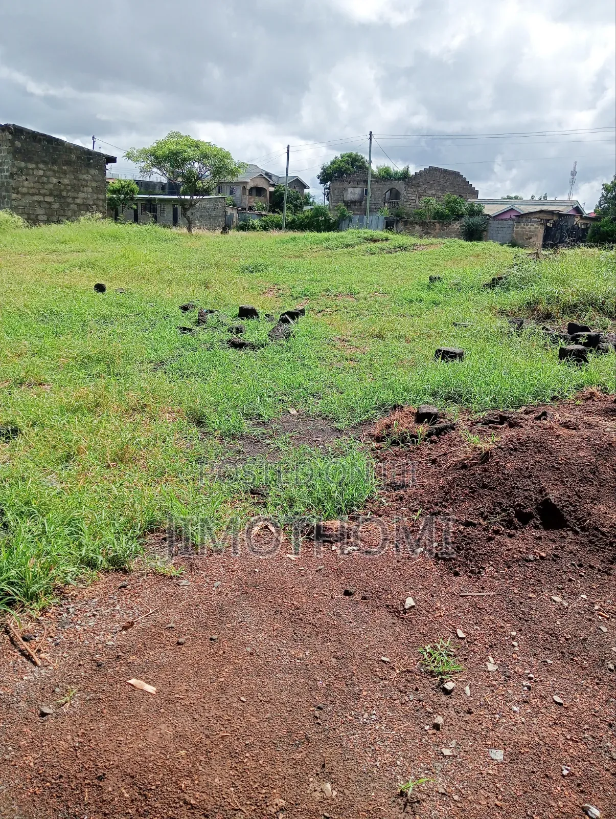 Plot for Sale 40 * 80 in Junction Kimbo Thika Rd in Ridgeways