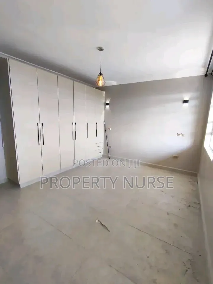 3bdrm Maisonette in Gateway Mall Area for rent in Gateway Mall Area