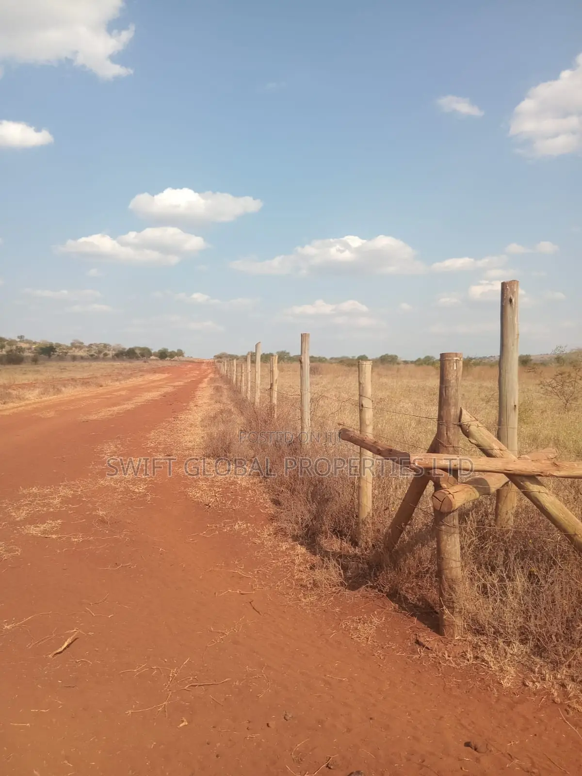 100 Acres Near Mombasa-Nairobi Highway in Emali Town Is for Sale in Kenyawa-Poka