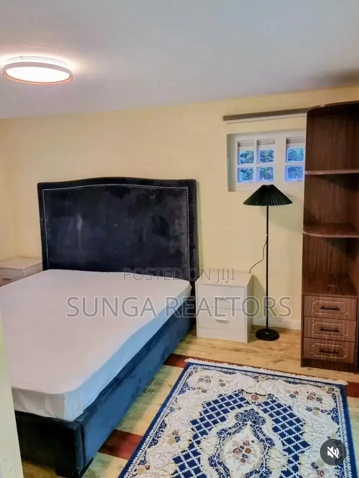 Furnished 1bdrm Bungalow in Old Kitisuru for rent in Kitisuru