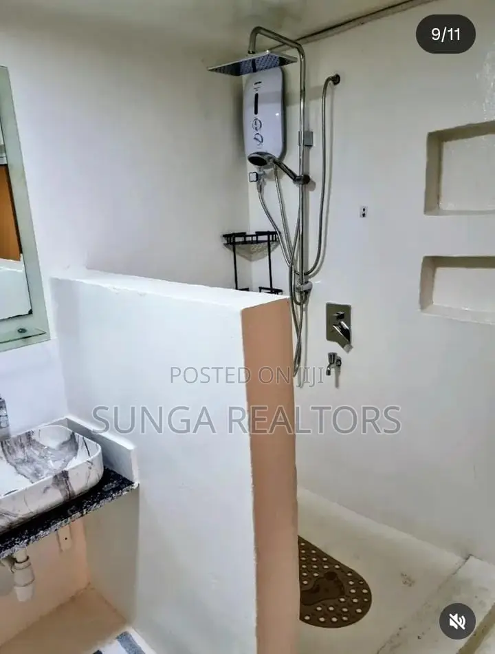 Furnished 1bdrm Bungalow in Old Kitisuru for rent in Kitisuru
