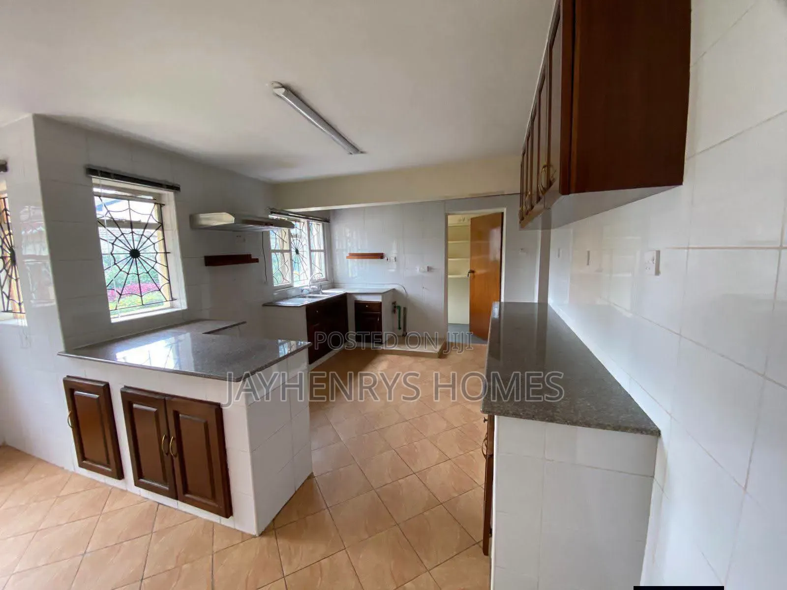 5bdrm House in Nyari for rent in Nyari