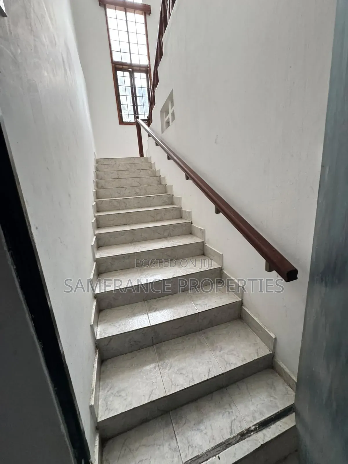 5bdrm Mansion in Bombolulu Street for sale in Bombolulu