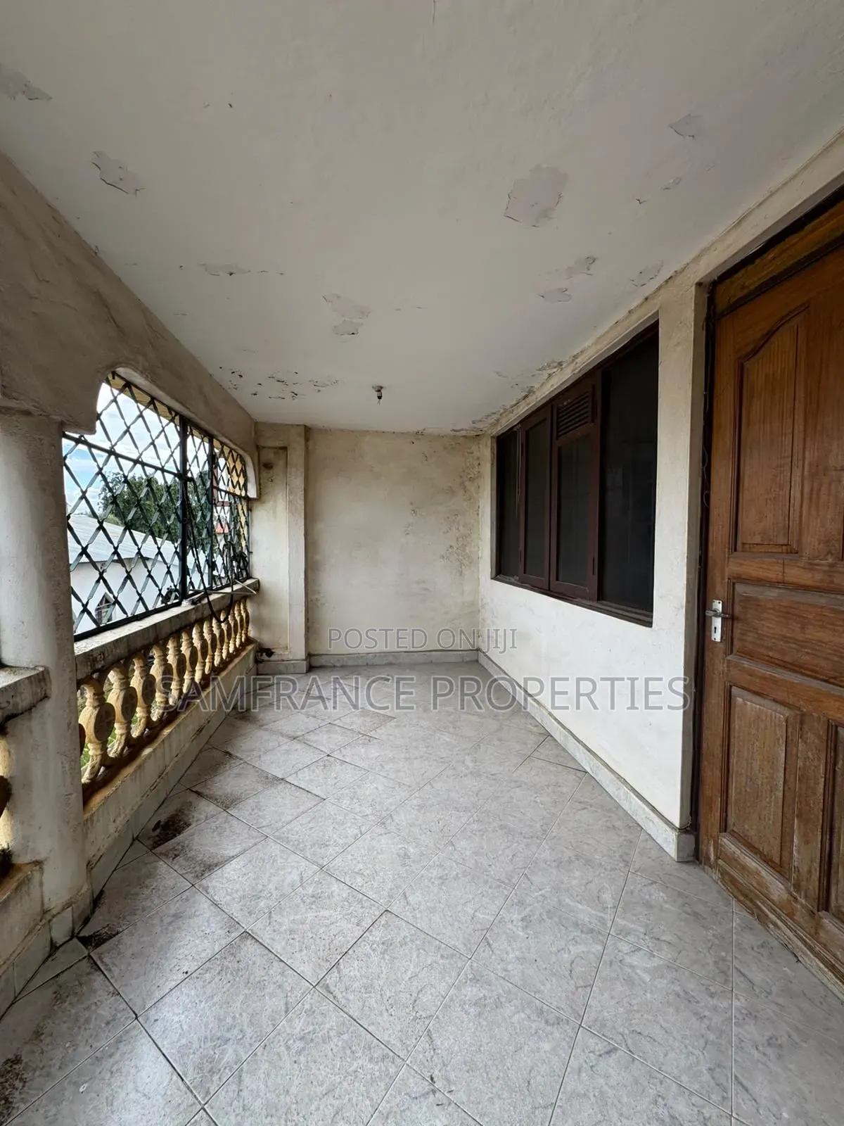 5bdrm Mansion in Bombolulu Street for sale in Bombolulu