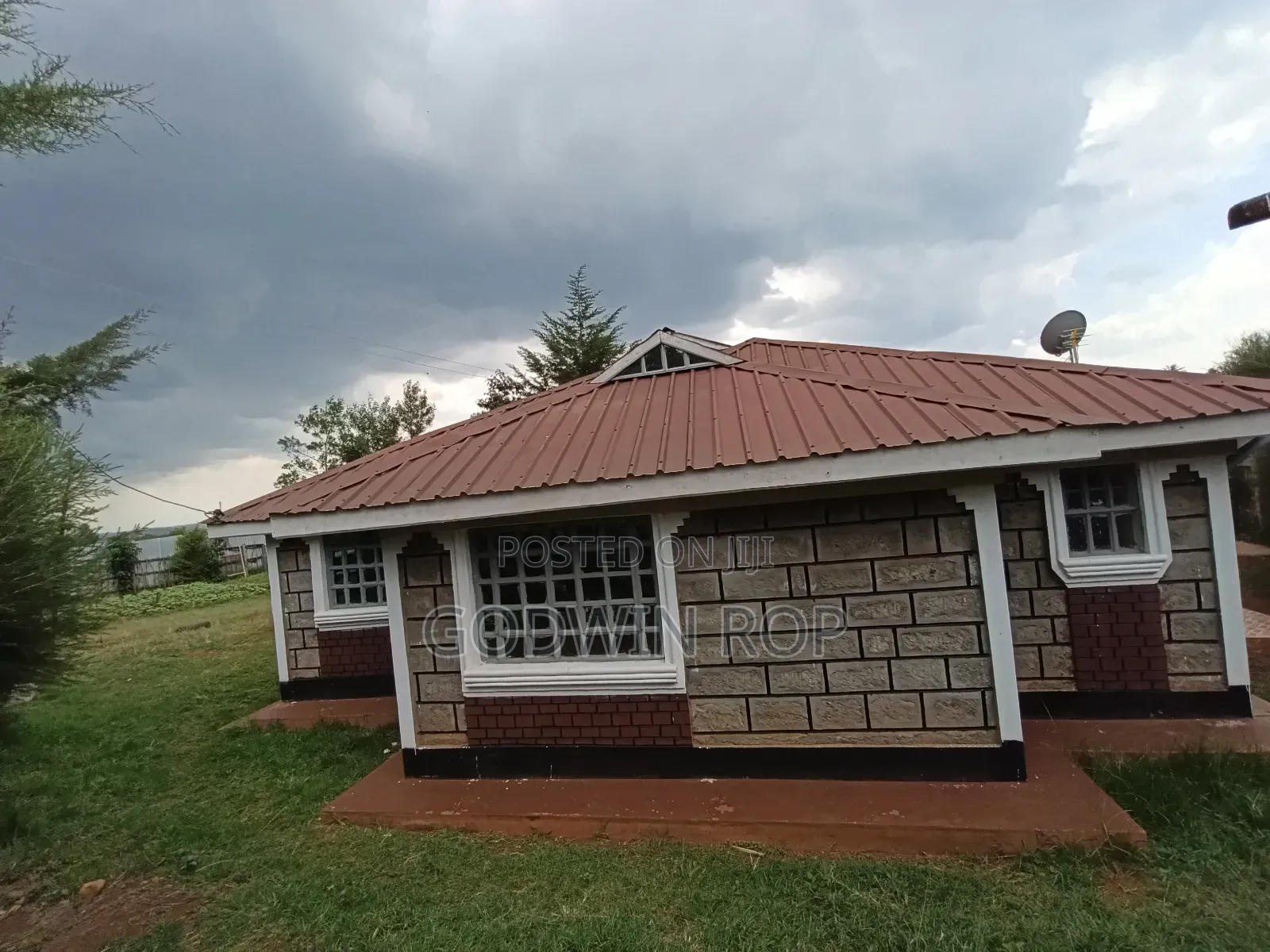 3bdrm House in Kapteldon, Simat for sale in Simat