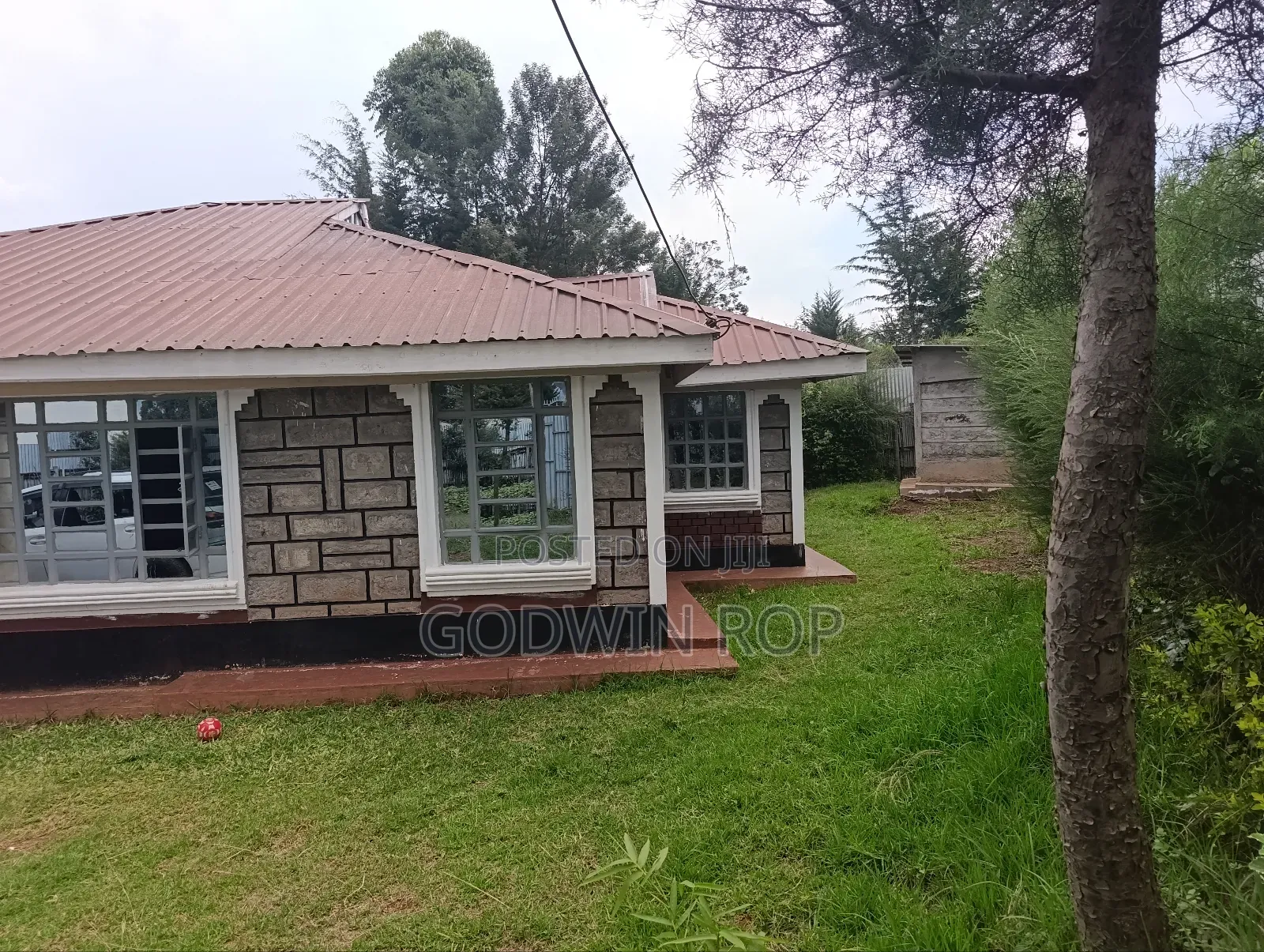 3bdrm House in Kapteldon, Simat for sale in Simat