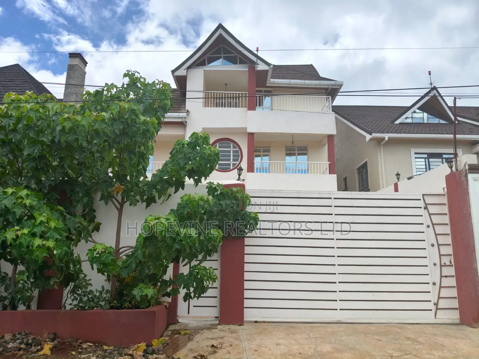 5bdrm Mansion in Membley for rent in Membley Estate