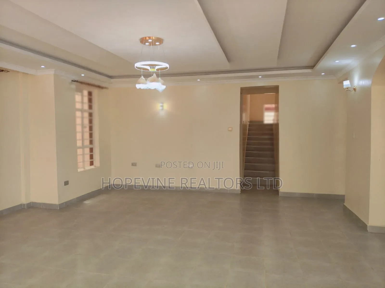 5bdrm Mansion in Membley for rent in Membley Estate