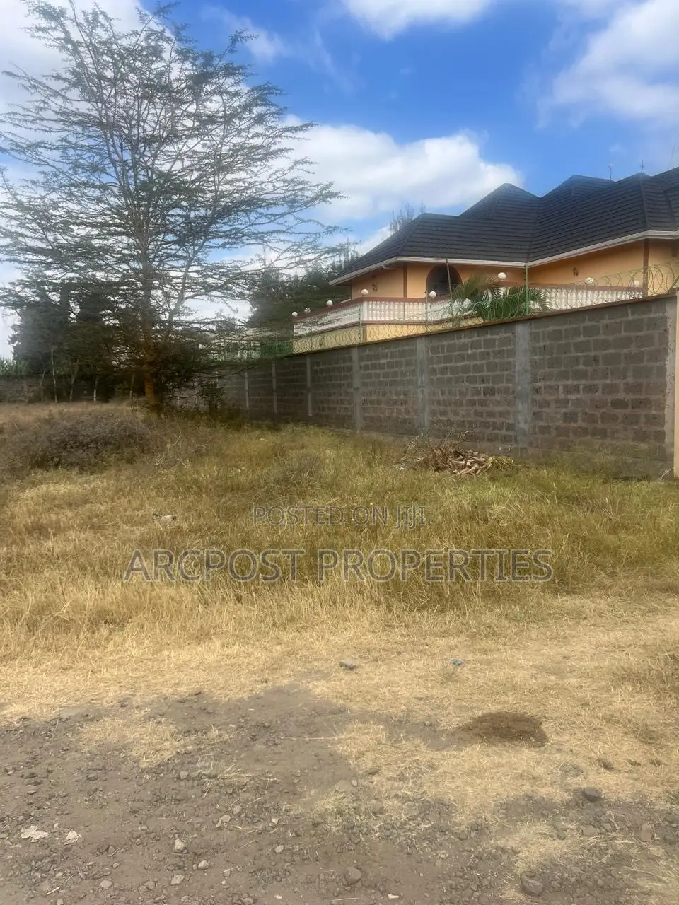 (2) 1⁄2 Acre Residential Plots for Sale Near Olekasasi Police Station in Maasai Lodge
