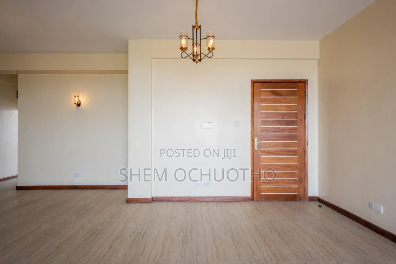3bdrm Apartment in Muthaiga Square for sale in Muthaiga