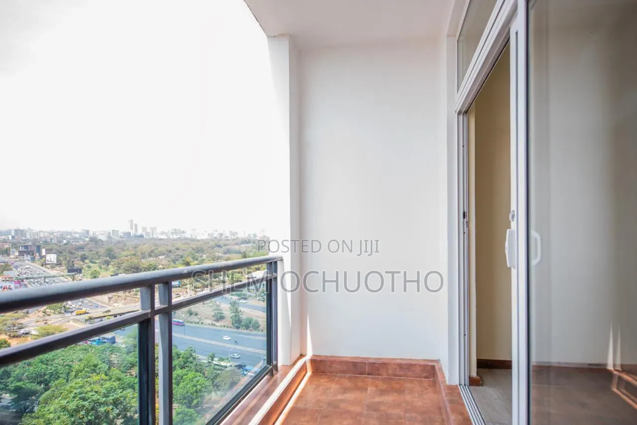 3bdrm Apartment in Muthaiga Square for sale in Muthaiga