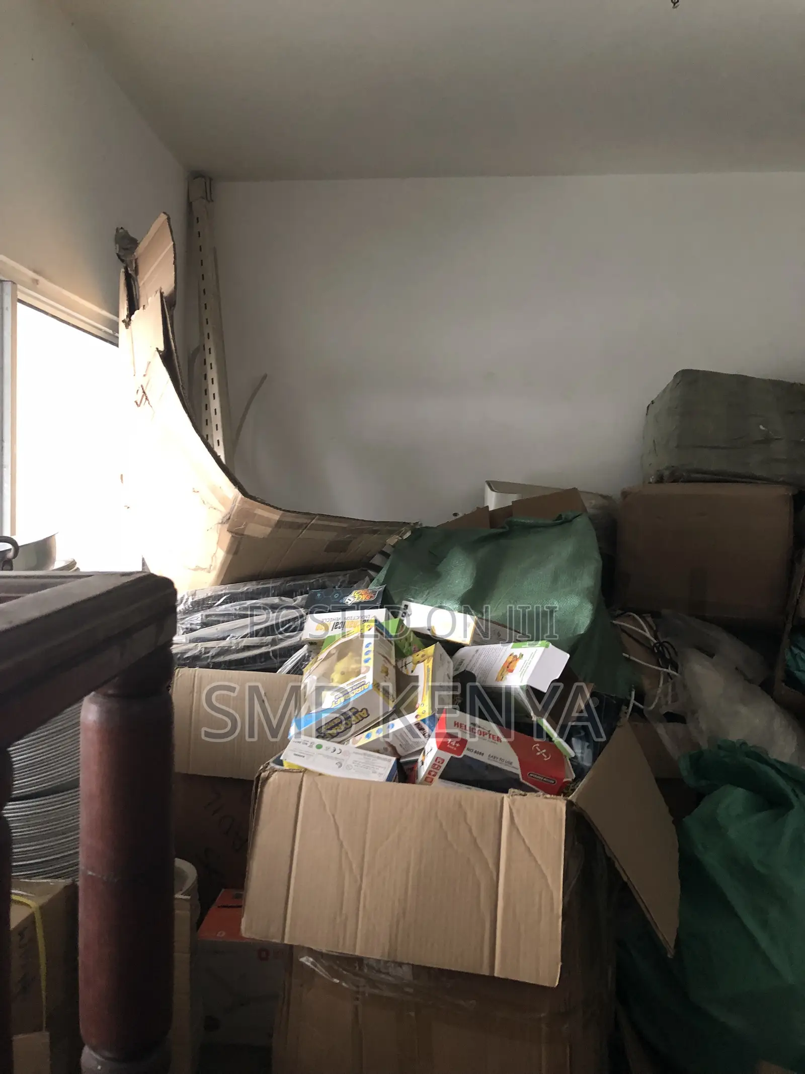 Small Commercial Storage Space in Tononoka