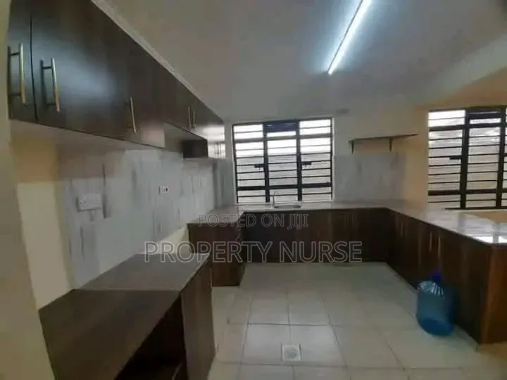 4bdrm Mansion in Gateway Mall Area for rent in Gateway Mall Area