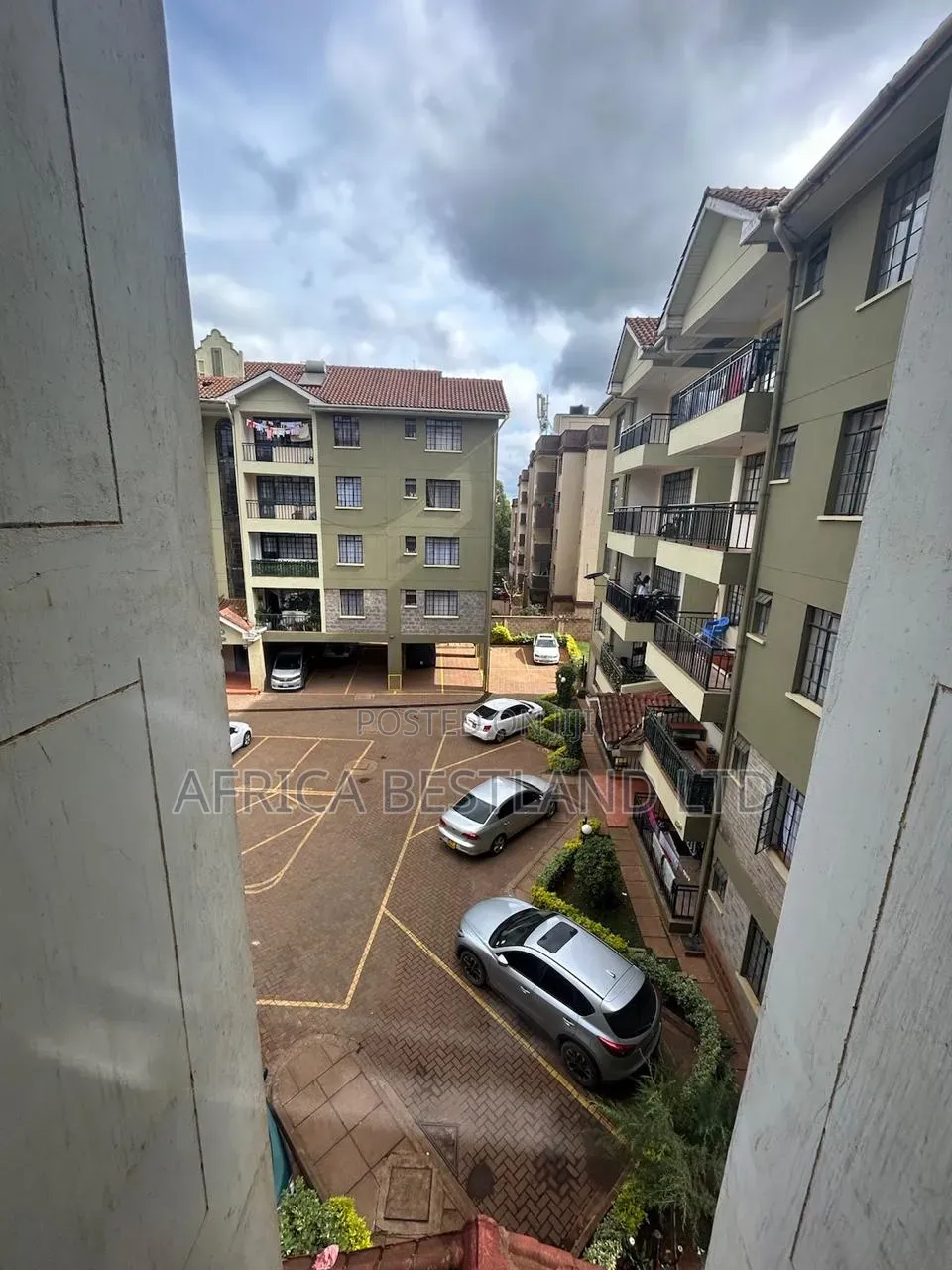 3bdrm Apartment in Uthiru for sale in Uthiru