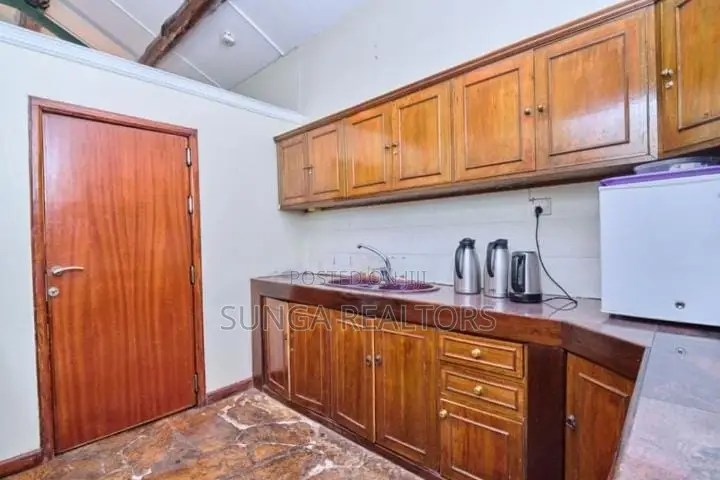 Commercial Property for Rent in Riverside Drive in Riverside Drive