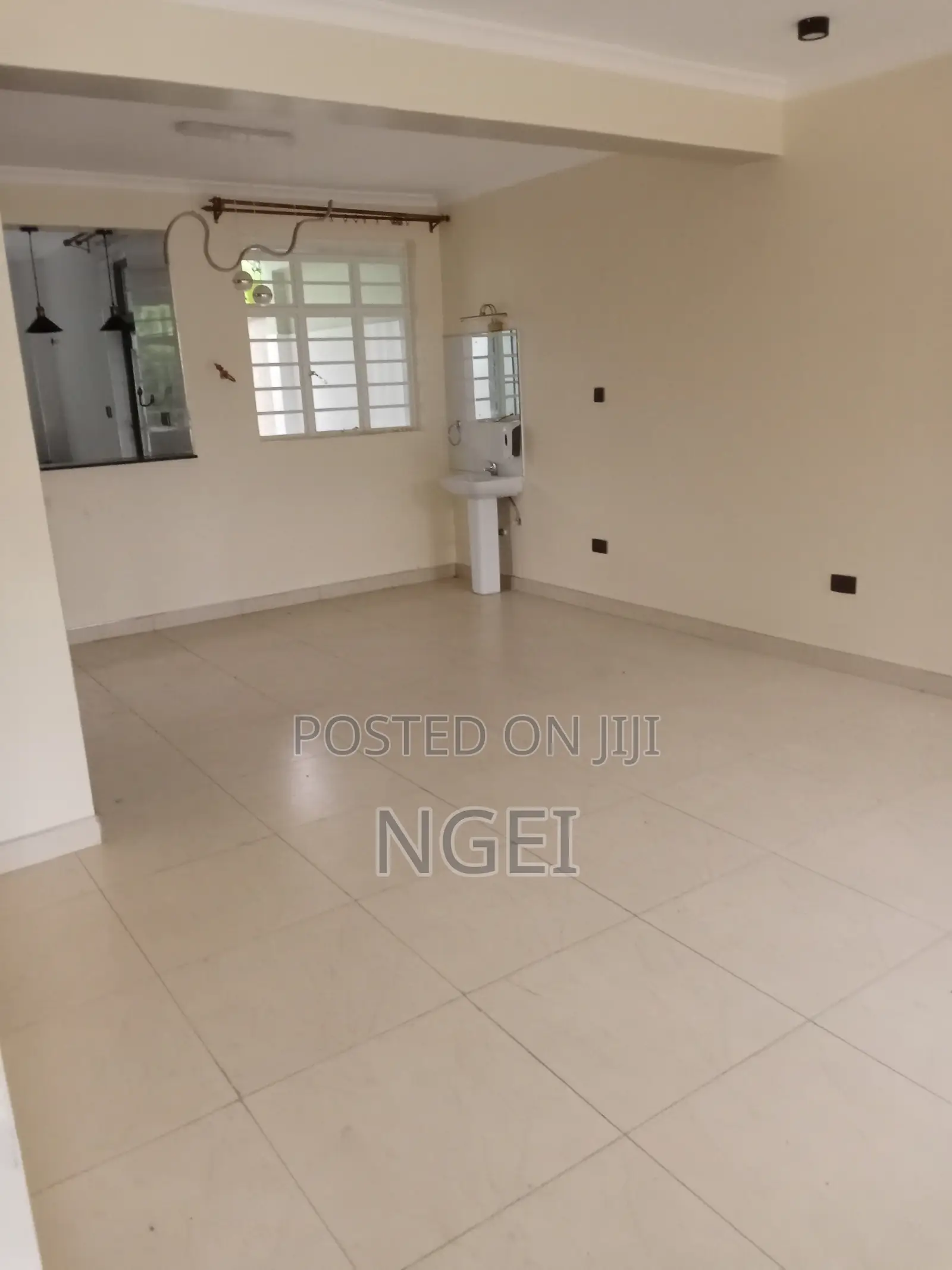 6bdrm House in Garden Court, Ridgeways for rent in Ridgeways