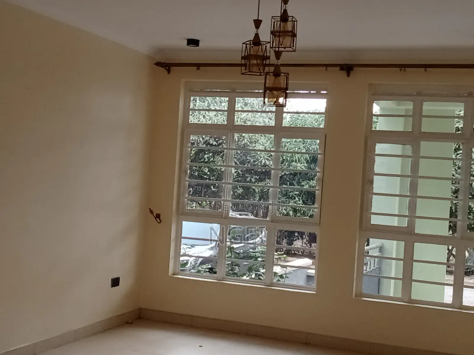 6bdrm House in Garden Court, Ridgeways for rent in Ridgeways