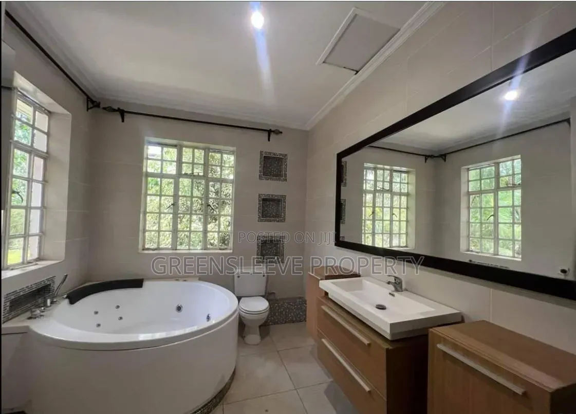 4bdrm Maisonette in Karen for sale in Karen C