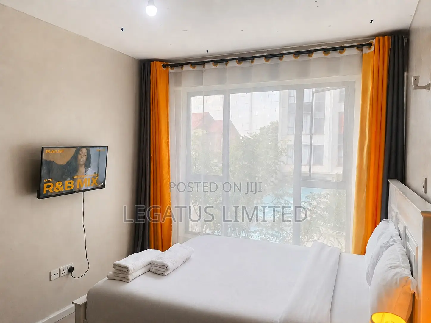 Spacious Poolside 2BR | WiFi Parking | Legatus in Kandisi