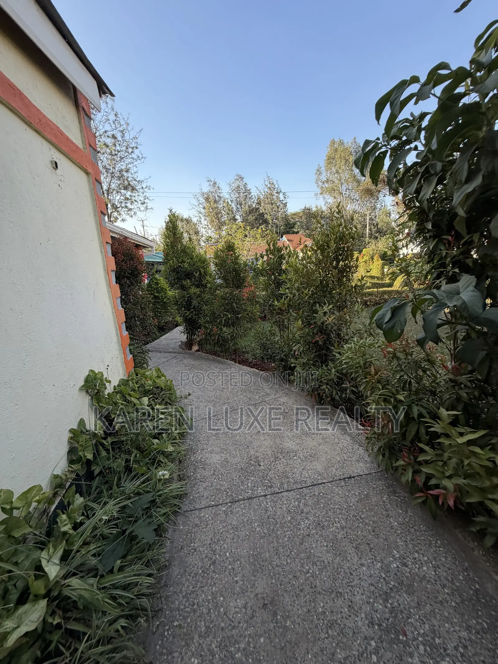 2bdrm Bungalow in Karen for rent in Karen