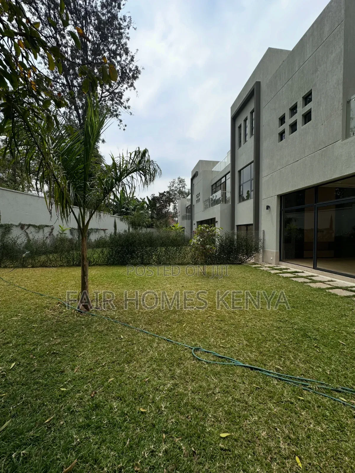 5bdrm Townhouse / Terrace in Maji Mazuri, Muthangari for rent in Muthangari