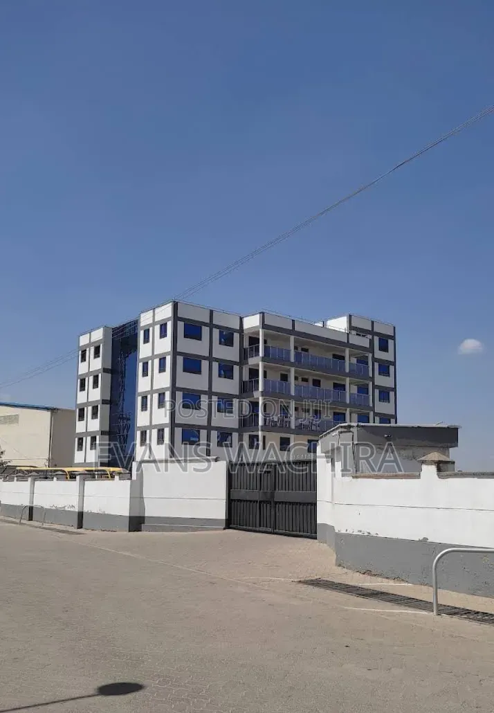 3bdrm Maisonette in Greenspan Estate for sale in Greenspan