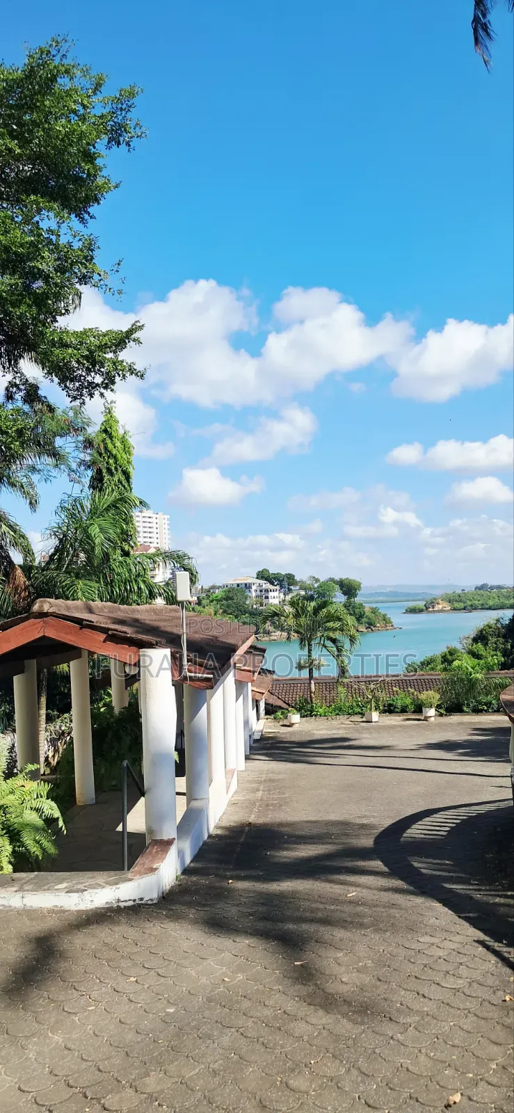 For Sale 1.6 Acres Land With Houses Nyali in Nyali Mkomani