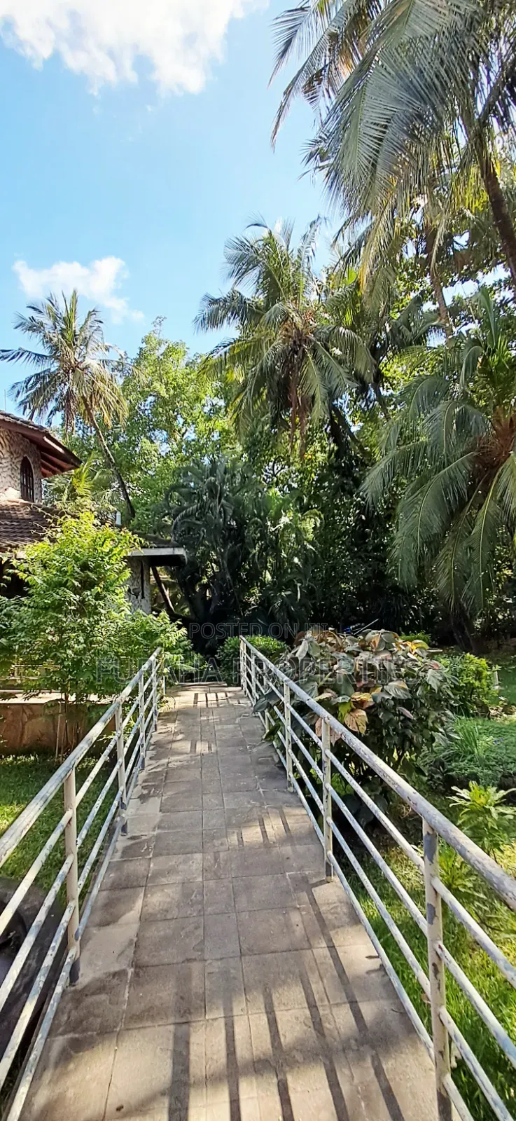 For Sale 1.6 Acres Land With Houses Nyali in Nyali Mkomani