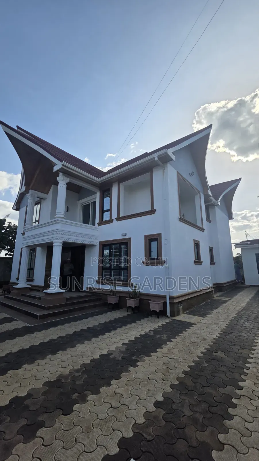 5bdrm Mansion in Kamakis for sale in Kamakis
