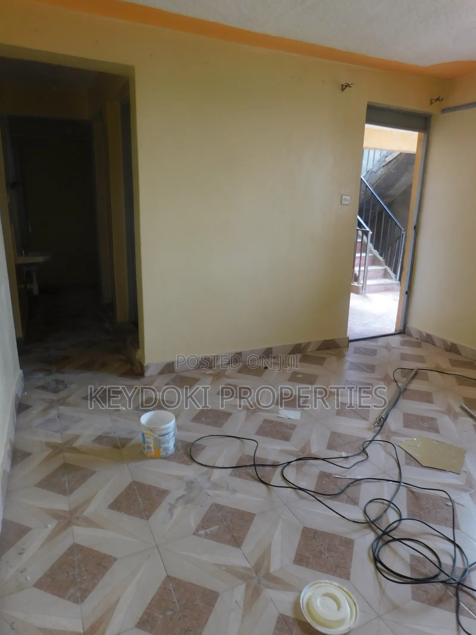 2bdrm Apartment in Garage, Sunton Estate for rent in Sunton Estate