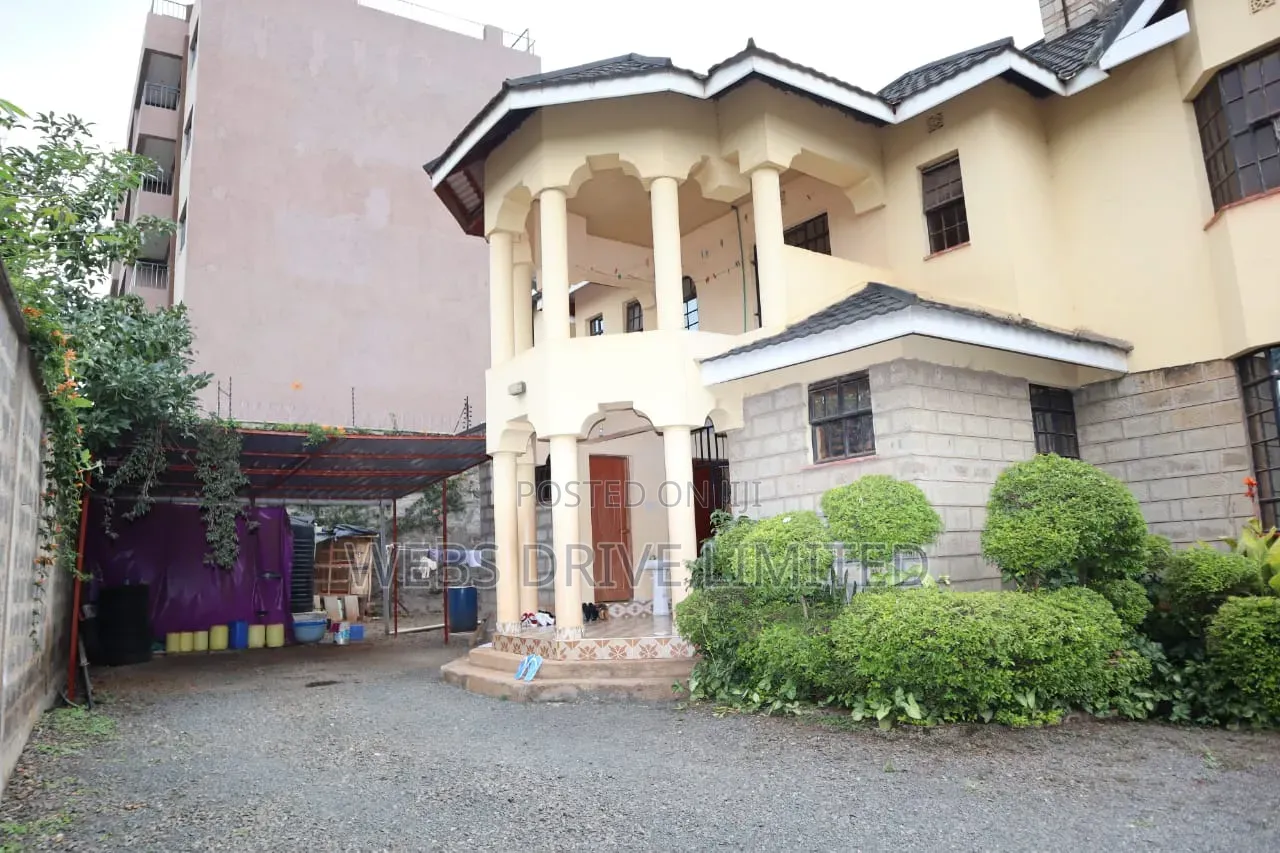 6bdrm Maisonette in Thome Estate for sale in Thome