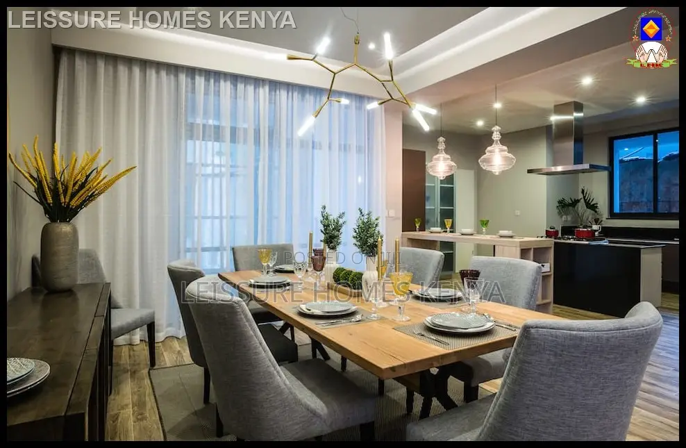 4bdrm Duplex in Riverside Drive for sale in Riverside Drive