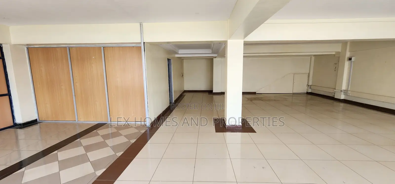1380sqft Office Space to Let in NkaiMurunya