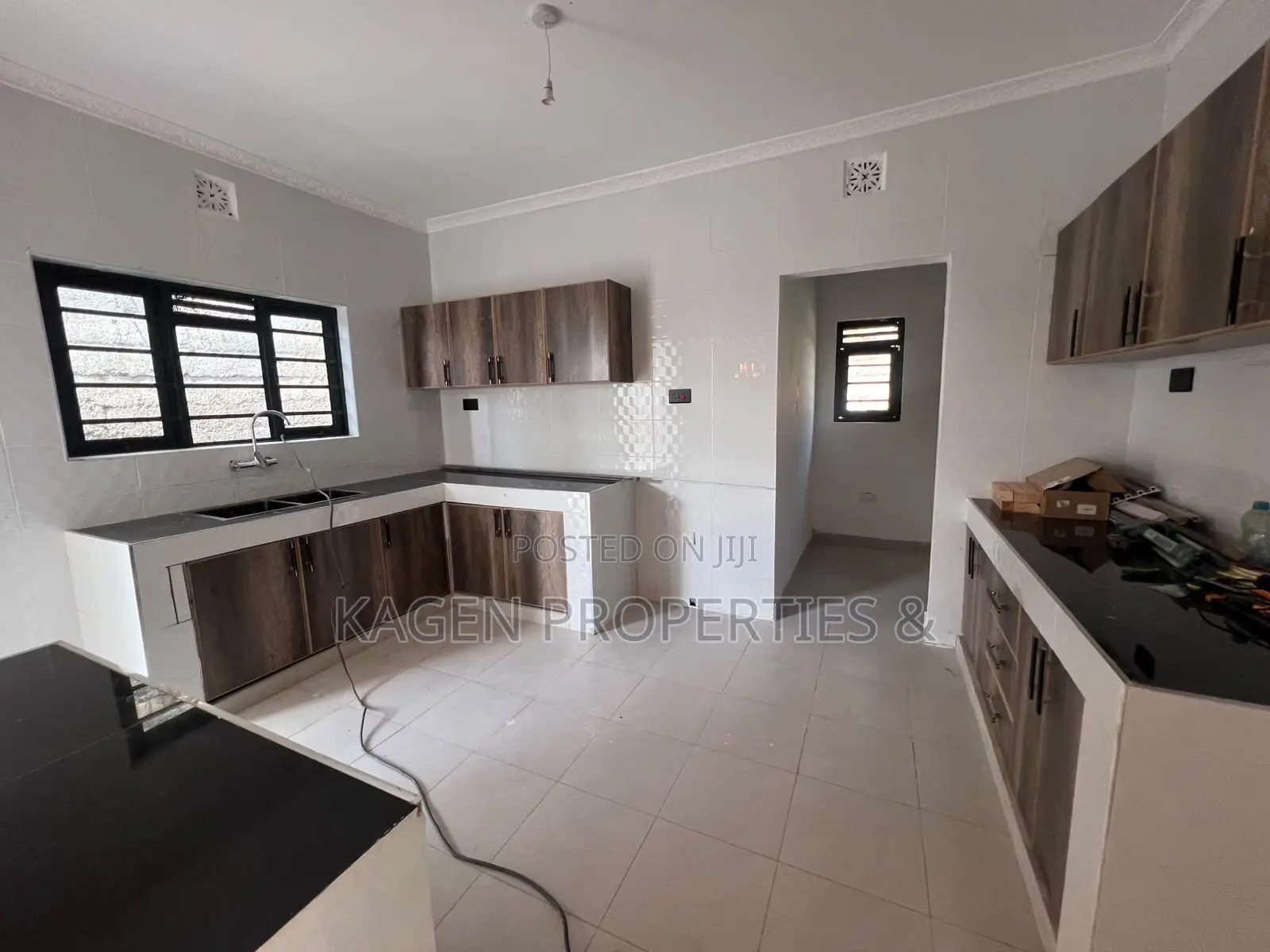 3bdrm Bungalow in Matasia for sale in Matasia