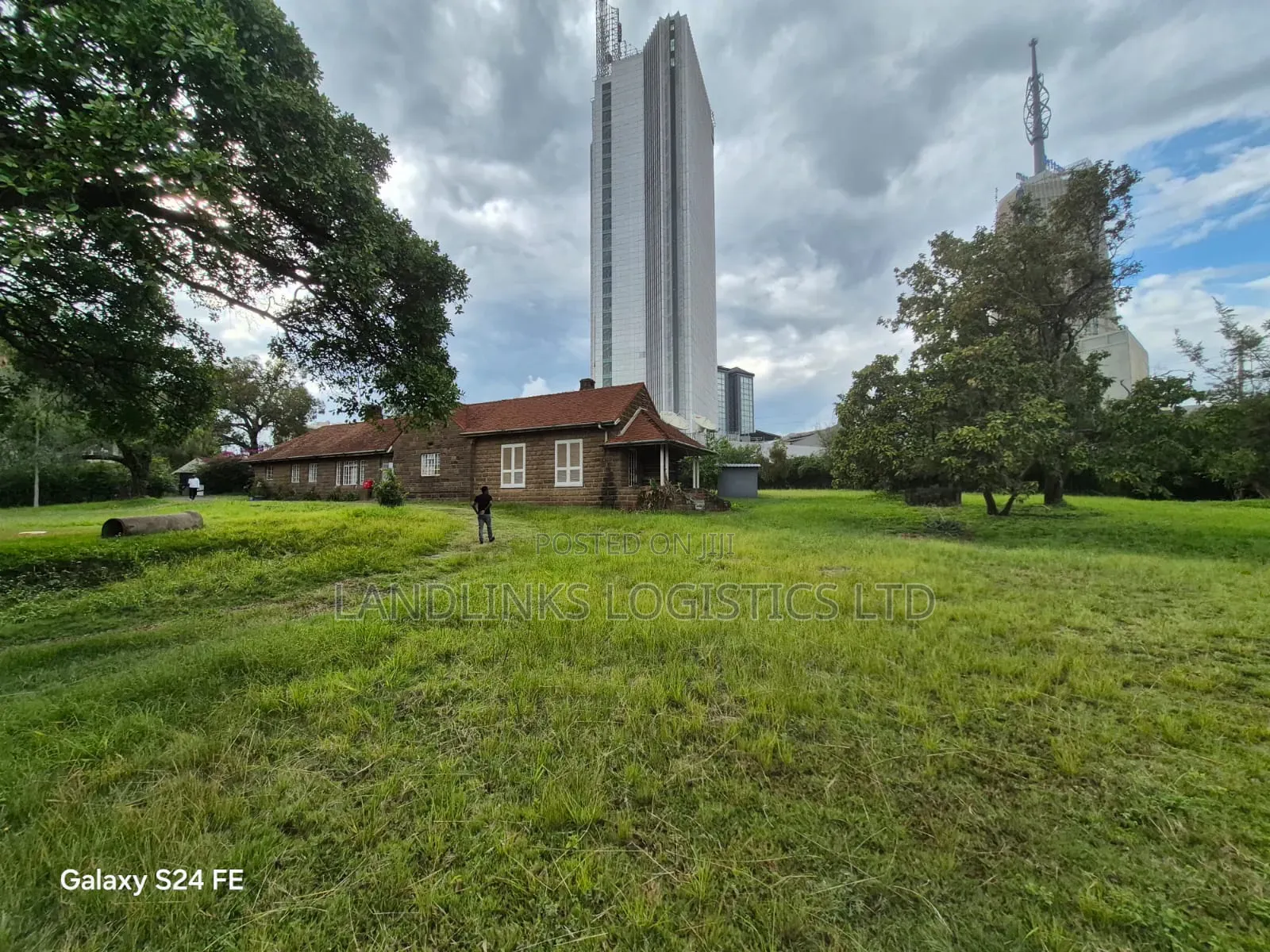South C Plot 50 by 90  Behimd Reliance Hospital at 50m in South C