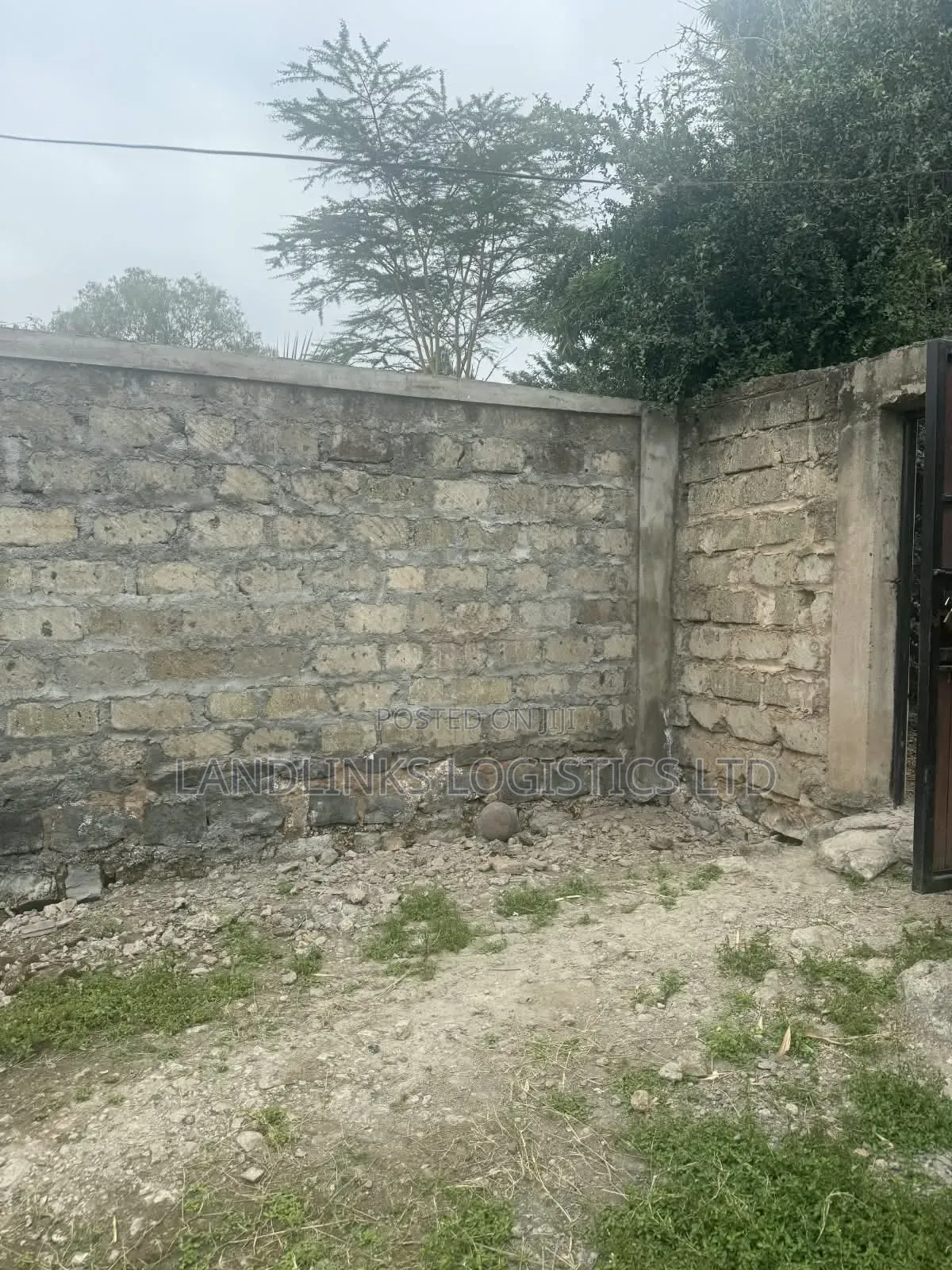 Syokimau Distress Sale 1/4 Corner Plot Residential / Commercial in Katani