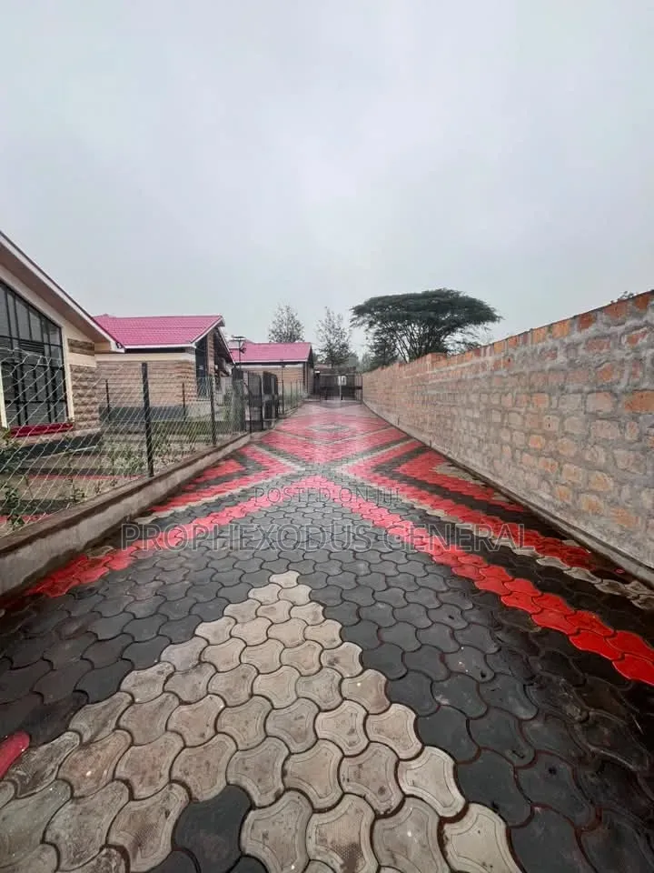5bdrm Bungalow in Merisho for sale in Merisho