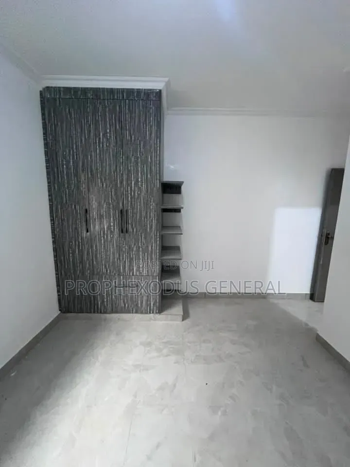 5bdrm Bungalow in Merisho for sale in Merisho