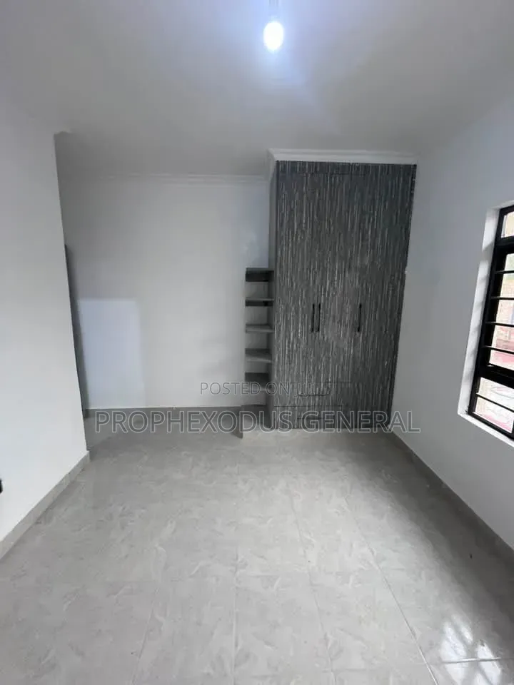 5bdrm Bungalow in Merisho for sale in Merisho