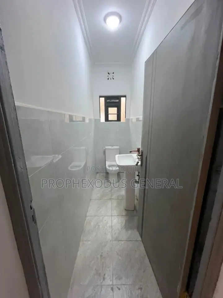 5bdrm Bungalow in Merisho for sale in Merisho