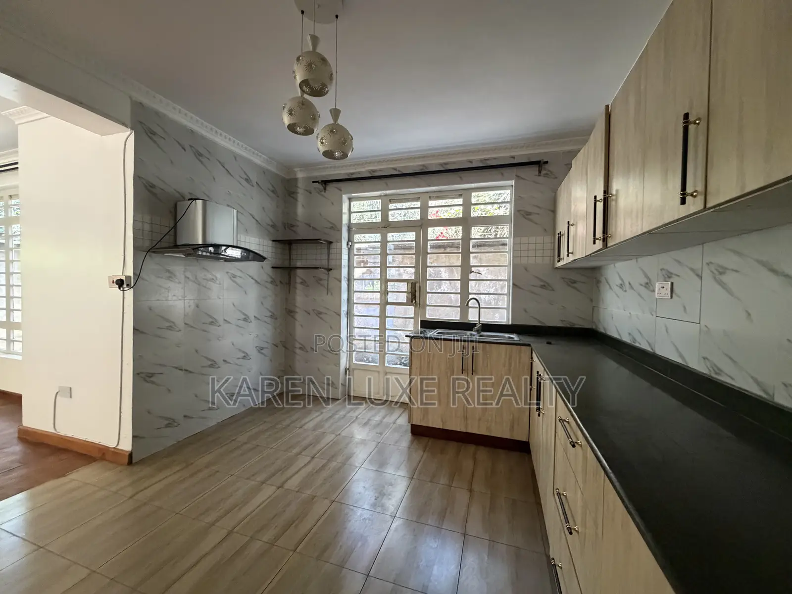 7bdrm Mansion in Karen for rent in Karen