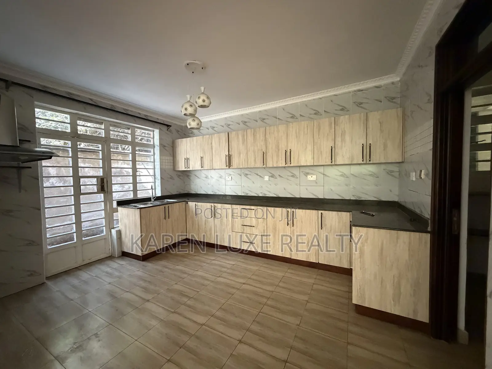 7bdrm Mansion in Karen for rent in Karen