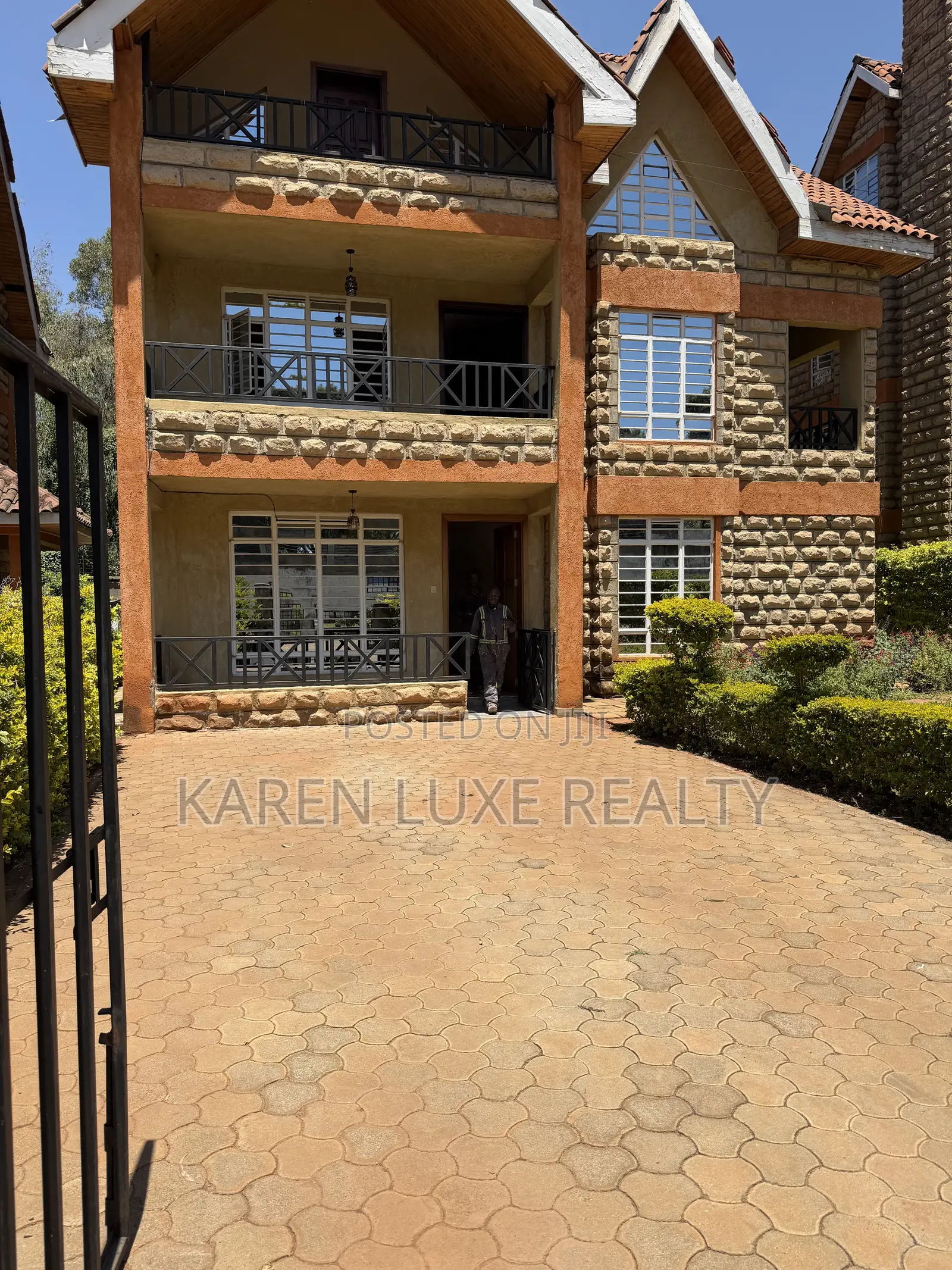 7bdrm Mansion in Karen for rent in Karen