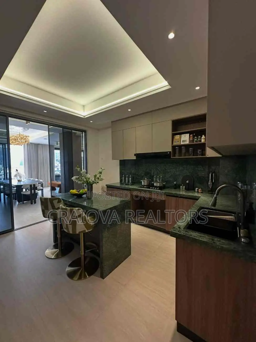 5bdrm Apartment in Spring Valley for sale in Spring Valley